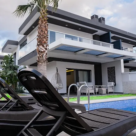 Sueper Havuzlu Вилла *